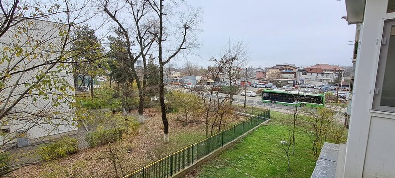 Drumul Taberei, Raul Doamnei, 2 camere, etaj 2 din 10, comision 0%!